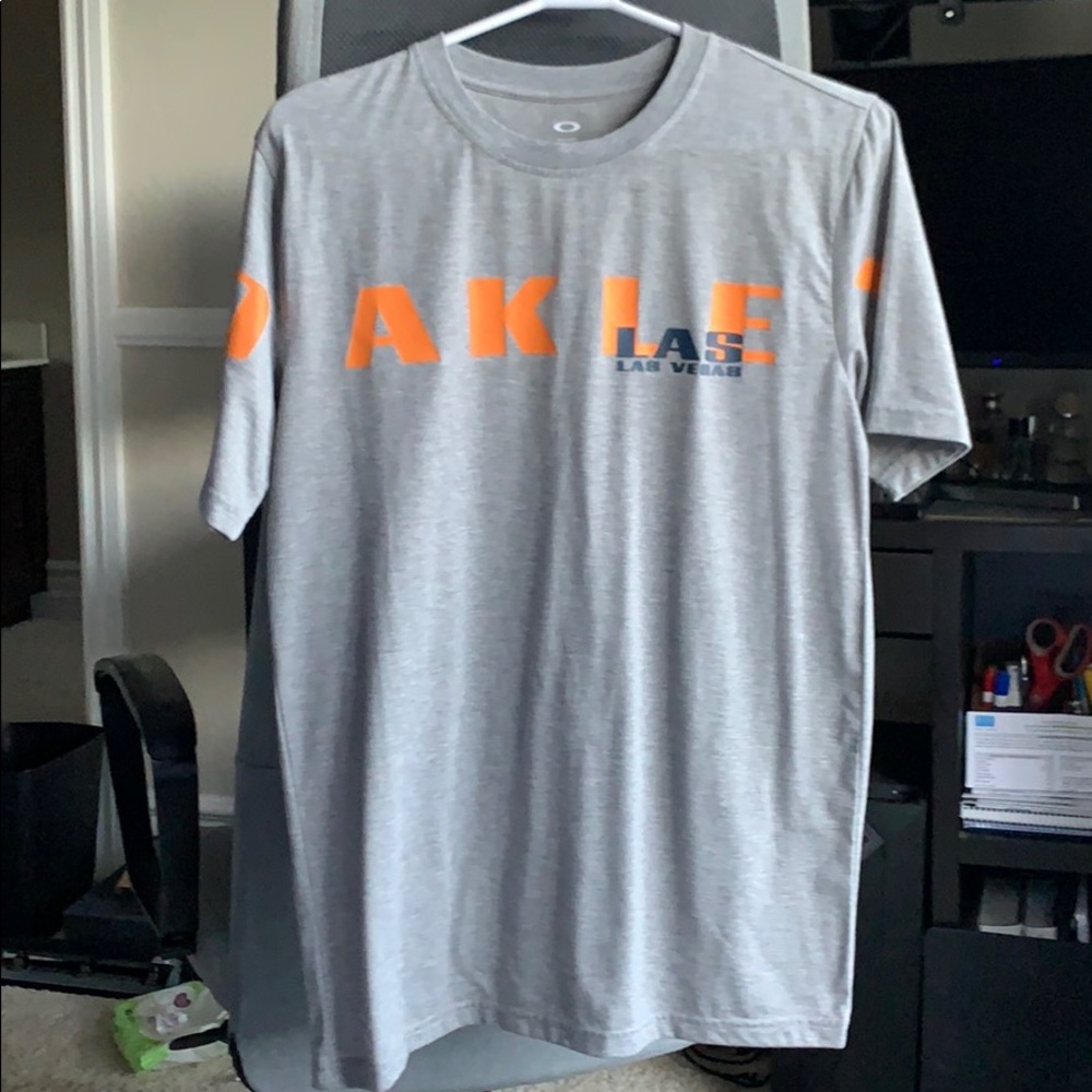 OAKLEY LAS VEGAS TEE SIZE L